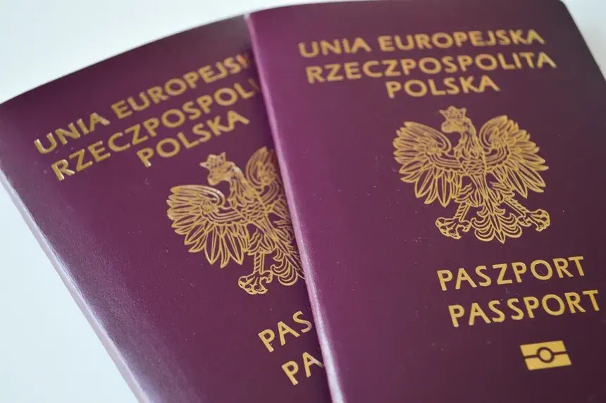 Ile czasu czeka się na paszport? Sprawdź, jak uniknąć opóźnień i przyspieszyć proces