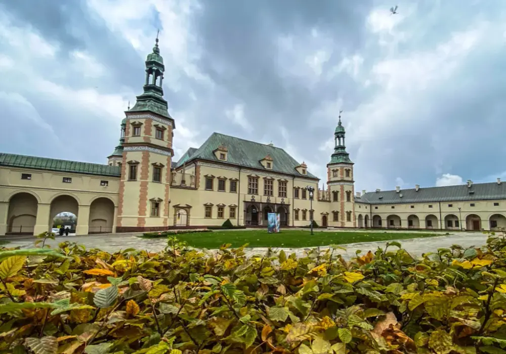 Najlepsze atrakcje Kielc, które musisz zobaczyć – praktyczne informacje i inspiracje