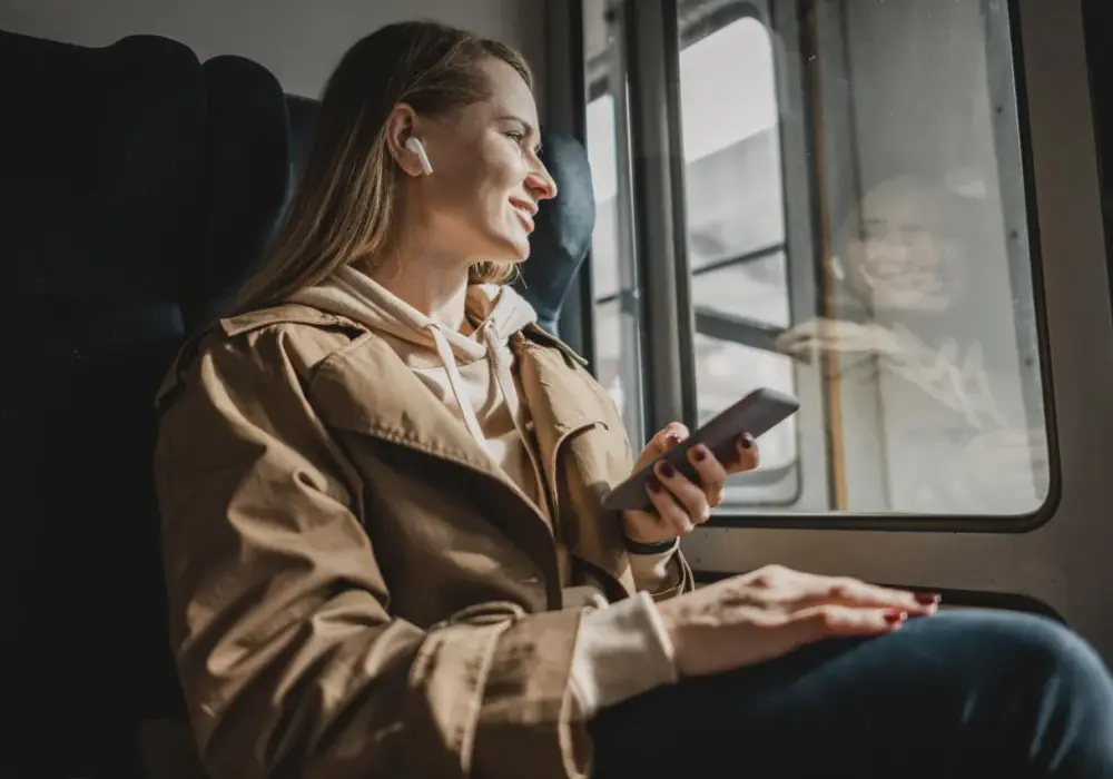 Jak bezpiecznie korzystać z mobilnej rozrywki w podróży: praktyczne wskazówki dla podróżujących