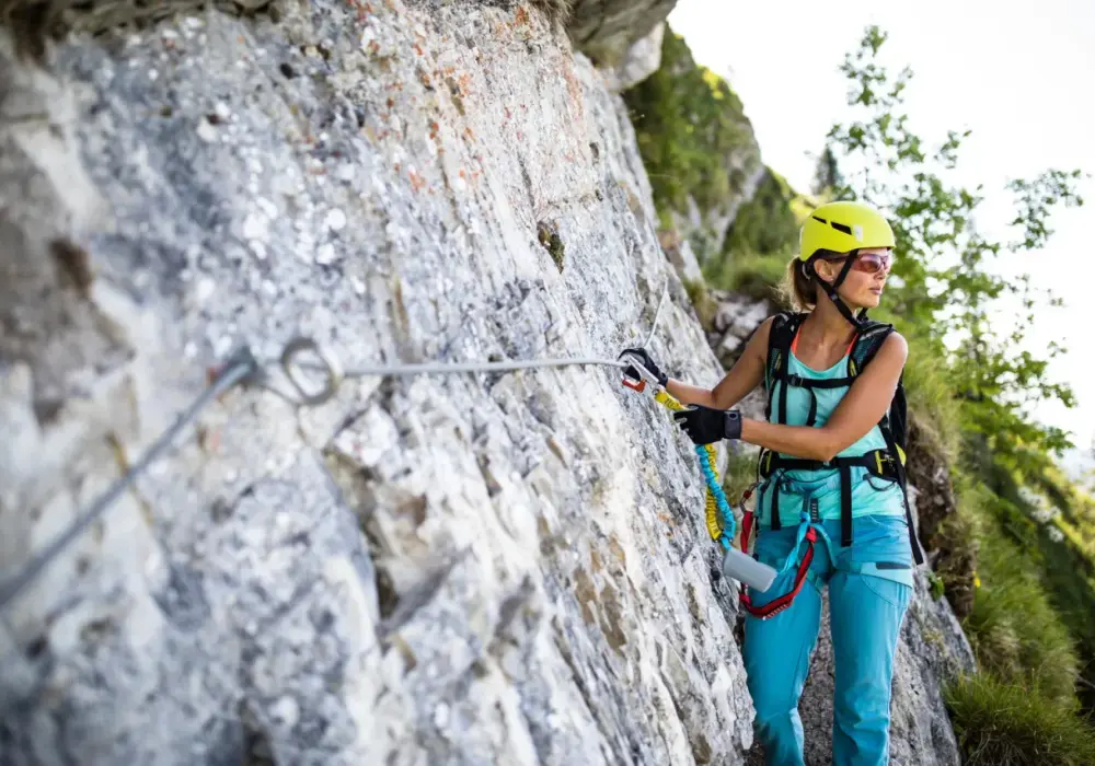 Via ferrata - jak zacząć i wybrać trasę bez błędu