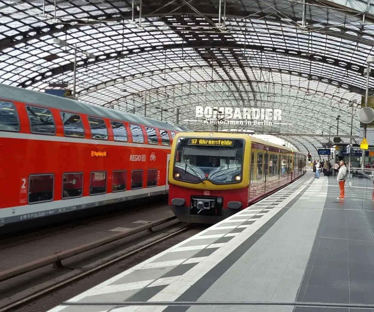 Zdjęcie Ile km do Berlina? Sprawdź, jak szybko dotrzesz z Warszawy