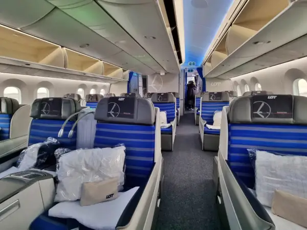 Dreamliner LOT-u - Jak wybrać klasę i miejsce?