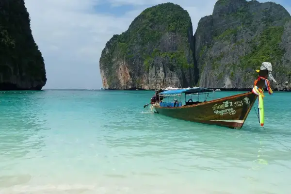Maya Bay - Jak zaplanować idealną wizytę?
