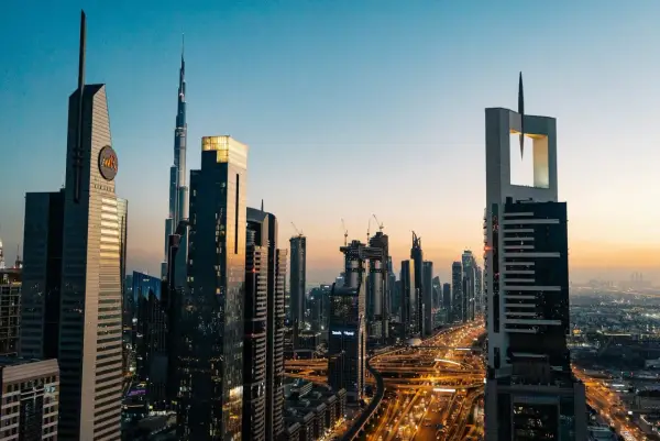 W jakim kraju leży Dubaj? Odkryj zaskakującą lokalizację tego miasta